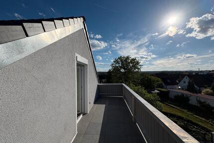 2-Zimmer-Dachgeschosswohnung im Neubaustandard | 65,5 m² | Balkon - Mantel