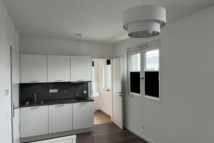 Top 1 Zimmerwohnung in Köln Wesseling - möbliert - rheinnah