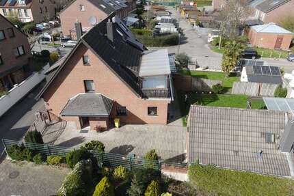 Haus zum Kaufen in Düsseldorf 639.000,00 € 140 m²