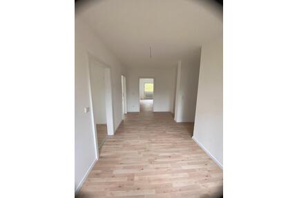 Modernisierte 3,5 Zimmer Wohnung in Hamm (Sieg)