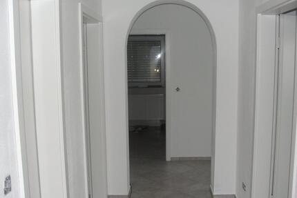 Wohnen in Eschweger Traumlage - 840,00&nbsp;EUR Kaltmiete, ca.&nbsp; 92,00&nbsp;m&sup2; in Eschwege (PLZ: 37269)