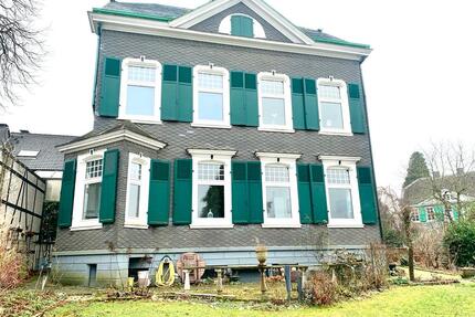 Altbau Maisonette Wohnung mit großartigen Ausblick - Remscheid Lüttringhausen