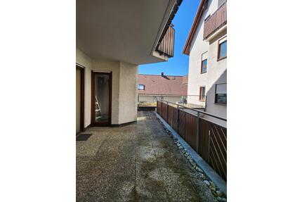 schöne 2 Zimmer Wohnung in Ludwigsburg-Pflugfelden