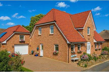 Haus zum Kaufen in Utersum 695.000,00 € 144 m²