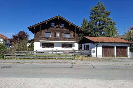 Haus zum Kaufen in Huglfing 1.090.000,00 € 300 m²