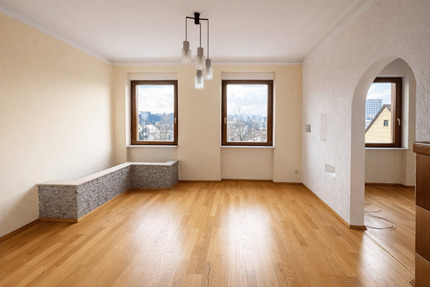 Mieten mit der ganzen Familie! 5 Schafzimmer und großer Balkon+ direkte Anbindung an Bus und Bahn - Pforzheim Brötzingen