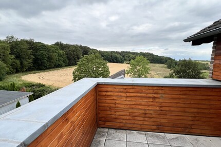 Helle 3-Zimmer-Maisonette mit Dachterrasse in Königswinter-Heisterbacherrott