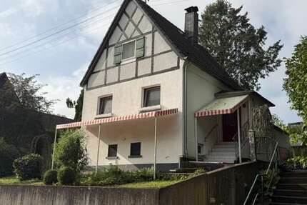 Haus zum Kaufen in Altenkirchen (Westerwald) 198.880,00 € 90 m²