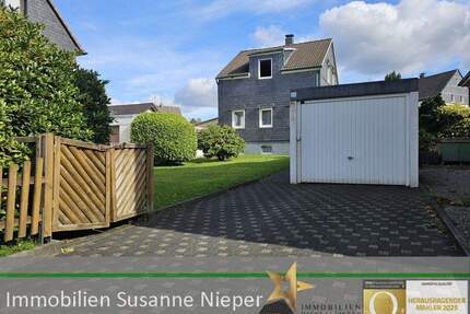 Geborgen wohnen im Schieferkleid – Ankommen und Zuhause sein - freistehendes Einfamilienhaus mit Garten und Garage - Solingen Höhscheid