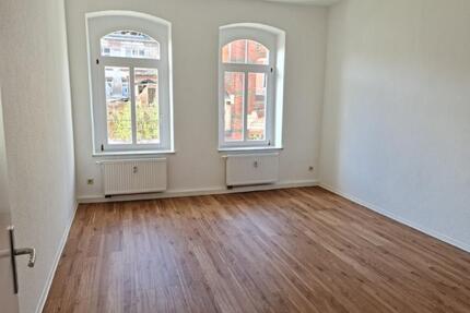 +++ Große, preisgünstige 3-Zimmer-Wohnung mit Balkon in Nähe der Uni +++ - Chemnitz Bernsdorf