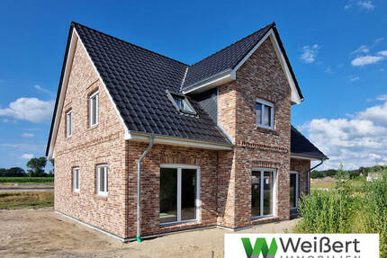 Charmantes Kapitänshaus in Schenefeld Niedrigenergiehaus EH40 mit Wärmepumpe - Neubau-Planung