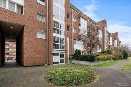 Wohnung zum Kaufen in Köln Mülheim 185.000,00 € 30.26 m² - Köln / Mülheim