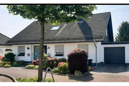 3 12 Zimmer KDB, 105 qm3, ebenerdig, Balkon, Garage Stellplatz - Lüdenscheid Brügge