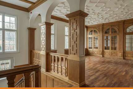 Haus zum Kaufen in Berlin Wannsee 19.500.000,00 € 1038 m² - Berlin / Wannsee