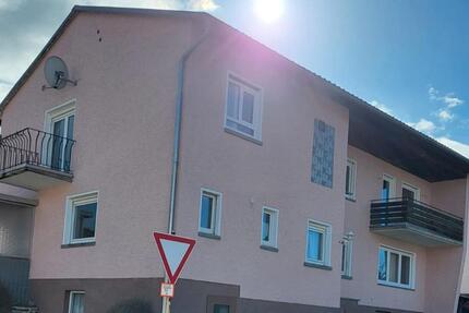 Vermiete saniertes 190 m2 helles Haus in 35329 Gemünden - Gemünden (Felda)