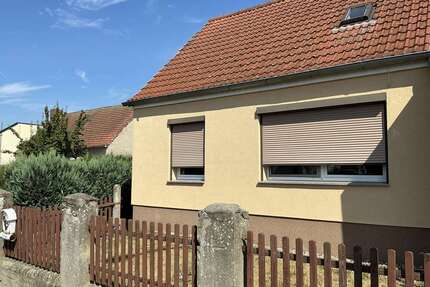 Haus zum Kaufen in Nennhausen OT Bamme 75.000,00 € 68 m²