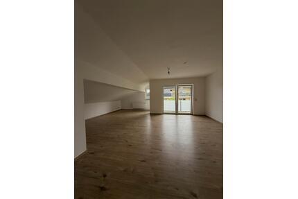 Erstbezug nach Kernsanierung: Moderne 3-Zimmer-Wohnung - Nauroth