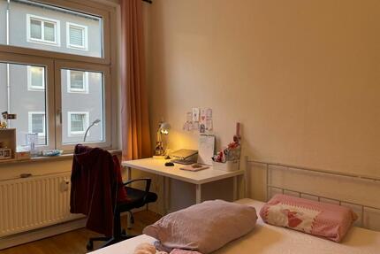 Helles Zimmer in ruhiger 3er Frauen-WG in Borsigplatz (ab 10.4) - Dortmund Innenstadt Nord