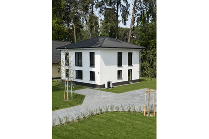 Haus zum Kaufen in Blankenfelde-Mahlow 850.000,00 € 153 m²
