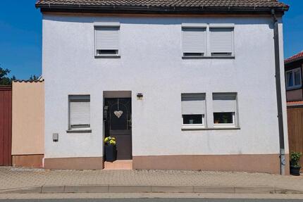 Einfamilienhaus - 165.000,00&nbsp;EUR Kaufpreis, ca.&nbsp; 110,00&nbsp;m&sup2; in Sömmerda (PLZ: 99610)