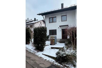 Haushälfte mit großem Garten, 5 Zimmern & Top-Lage - Immenstadt im Allgäu