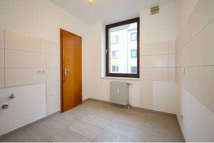 Renovierte 3-Zimmerwohnung in zentraler Lage von Opladen - Leverkusen / Opladen