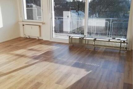 Renovierte 3 Zimmer Wohnung in sehr guter Lage, 80 qm - Hagen Hagen-Mitte