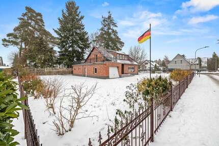 Haus zum Mieten in Lachendorf 1.500,00 € 154.8 m²