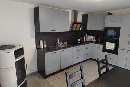Schöne 4 - Zimmer, Erdgeschosswohnung zu vermieten - Marklkofen