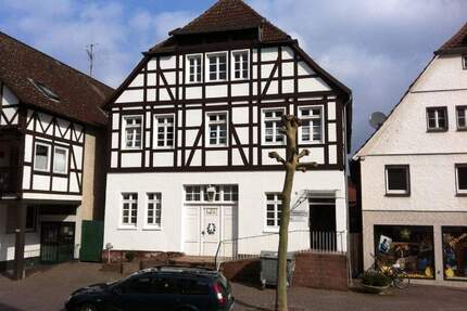 Beverungen - 4 Zimmer-Wohnung im Zentrum - WBS erforderlich