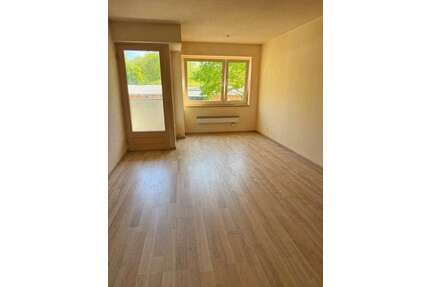 Wohnung zum Kaufen in Memmelsdorf 160.000,00 € 60 m²