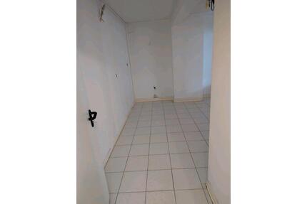 2 Zimmer Wohnung groß - 980,00&nbsp;EUR Kaltmiete, ca.&nbsp; 80,00&nbsp;m&sup2; in Bergheim (PLZ: 50126)