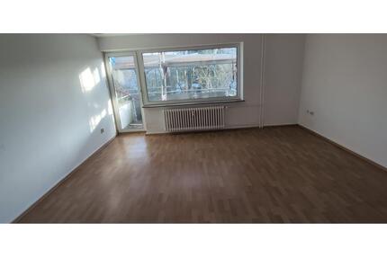 3 Zimmer Wohnung (1.OG) in Kiel Hasseldieksdamm ab Mitte April - Melsdorf