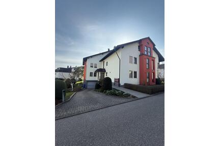 Schöne 1,5-Zimmer Wohnung mit Terrasse und Stellplatz - Pforzheim Eutingen