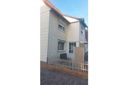 WG Zimmer zu Vermieten - 500,00&nbsp;EUR Kaltmiete, ca.&nbsp; 50,00&nbsp;m&sup2; in Heinsen (PLZ: 37649)