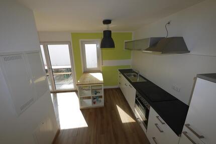 Apartment plus 28 Quadratmeter Terrasse - Unterföhring