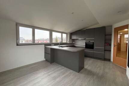 Wohnung zum Mieten in Hüttisheim 1.000,00 € 100 m²