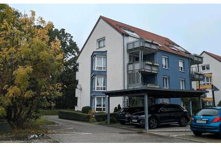 Helle Dachgeschoss Wohnung (Balkon, Einbauküche) in Windischleuba - Nobitz