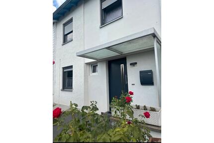 Reihenmittelhaus - 375.000,00&nbsp;EUR Kaufpreis, ca.&nbsp; 130,00&nbsp;m&sup2; in Worms (PLZ: 67551) Vororte Südwest
