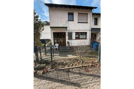Haus zu vermieten in Eschborn ab 15.03.2026 1Monat Mietefrei - Frankfurt am Main Rödelheim