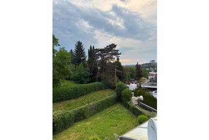 Helle 3-Zimmer DG WHG Garten Stellplatz PKW Esslingen Stuttgart - Esslingen am Neckar Hegensberg