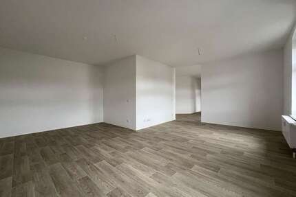Wohnung zum Mieten in Chemnitz 250,00 € 42.96 m²