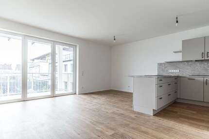 Wohnung zum Mieten in Hattersheim 1.880,00 € 154.07 m²