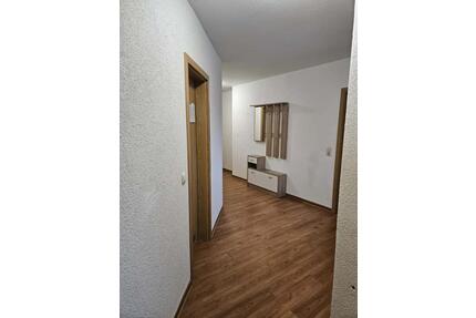 Wohnung zur Miete - ohne Möbel - 600,00&nbsp;EUR Kaltmiete, ca.&nbsp; 86,00&nbsp;m&sup2; in Hallenberg (PLZ: 59969)