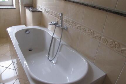 Lichtdurchflutete 4 Raumwohnung hochwertig renoviert zu vermieten - Forst (Lausitz)