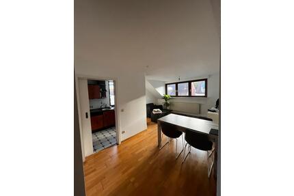 WG-Zimmer in frisch renovierter Wohnung (Männer-WG) - Saarbrücken St. Arnual