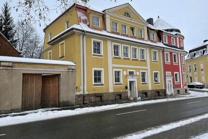 Haus zum verkaufen - 139.000,00&nbsp;EUR Kaufpreis, ca.&nbsp; 331,00&nbsp;m&sup2; in Rehau (PLZ: 95111)