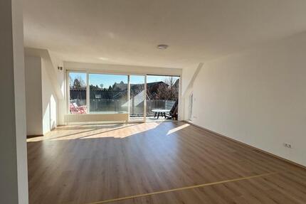 Frisch renovierte, moderne und offene Wohnung im 2.OG - Viersen Boisheim