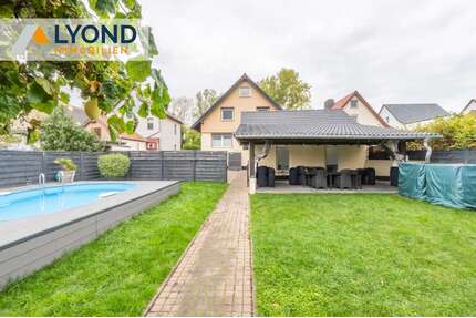 Haus zum Kaufen in Schkopau Lochau 399.900,00 € 235 m² - Schkopau / Lochau