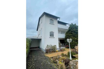 Großes freistehendes Haus mit Einliegerwohnung, von privat - Offenbach am Main Bieber